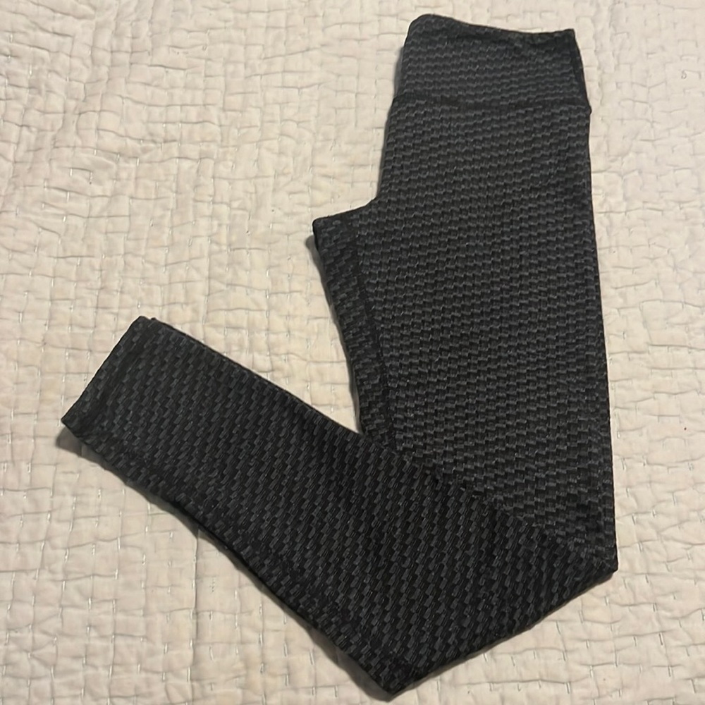 Kyodan work out leggings. Black/grey